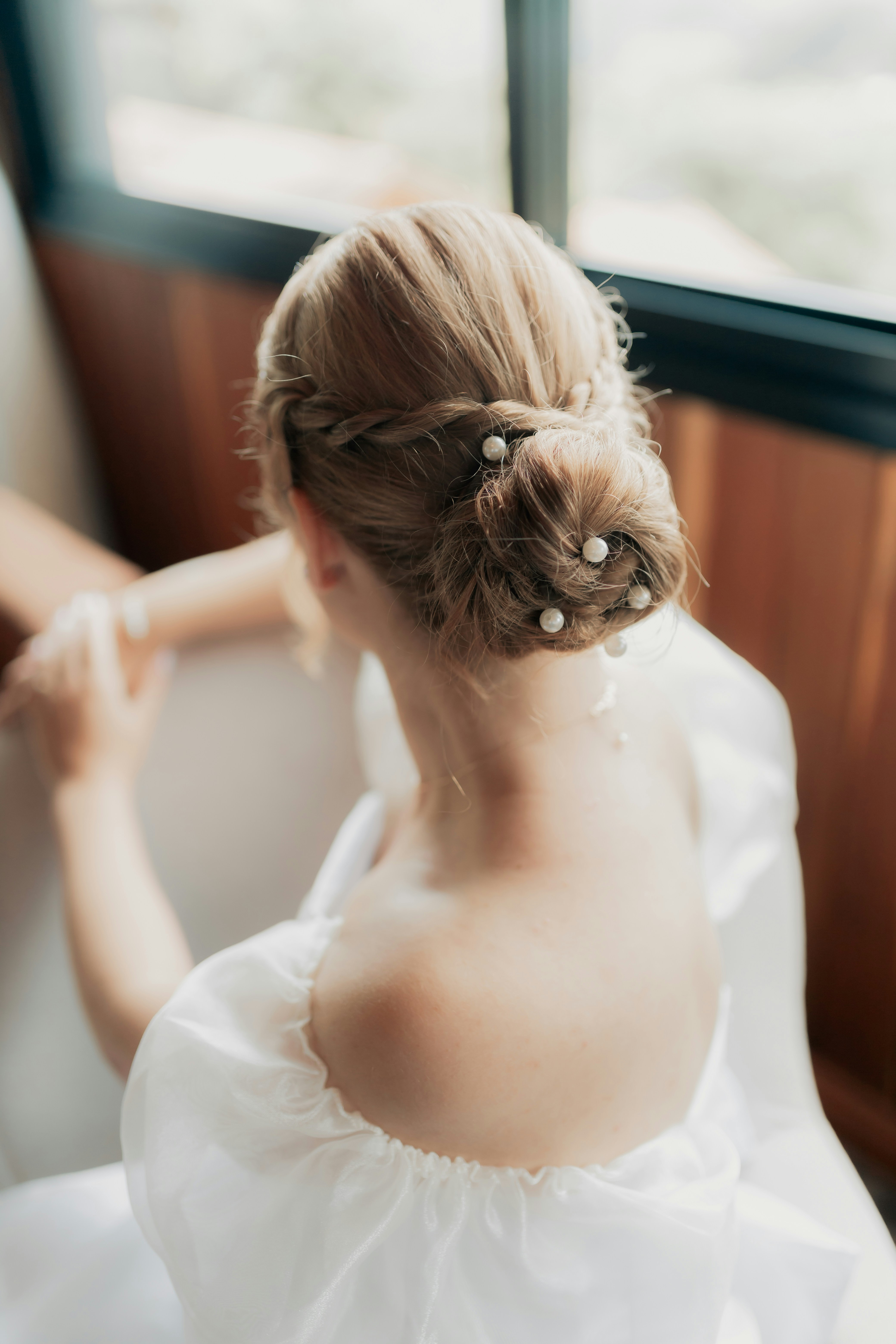 芦屋・岡本・甲子園で愛されて20周年目の美容室u*kuriのヘアカタログ まとめ髪スタイル｜成人式・卒業式にもぴったりの華やかなヘアアレンジ